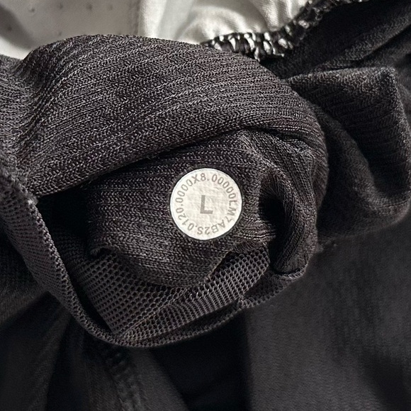 Lululemon Surge Athletic Run Short 6" / Heather Allover Sea Salt Light Cast Sz L - Picture 10 of 11